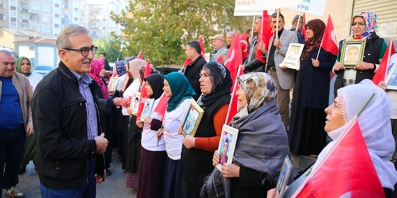 Cumhurbaşkanlığı Savunma Sanayii Başkanı Demir’den Diyarbakır annelerine ziyaret