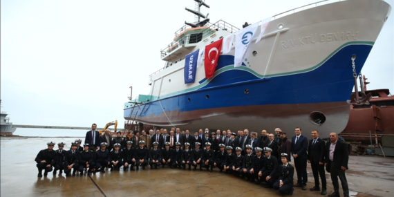 Yenilenen “DENAR-1” Bilimsel Araştırma Gemisi, KTÜ’ye teslim edildi