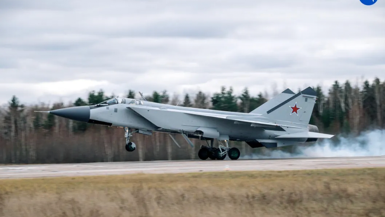 Rus ordusu yenilenmiş MiG-31BM jetlerini teslim aldı