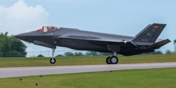 Lockheed Martin TR-3 konfigürasyonlu F-35’lerin teslimatına başladı
