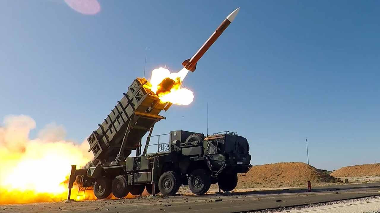 Patriot Füze Sistemi, yeni radar ile gerçekleştirilen testte hedefi imha etti