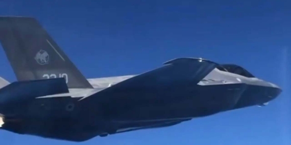 Rus jetinden İtalyan F-35’e Baltık denizinde önleme