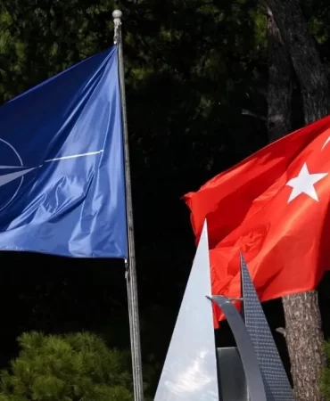 rutte-gazze-ateskesi-icin-turkiyeye-tesekkur-ettijpg