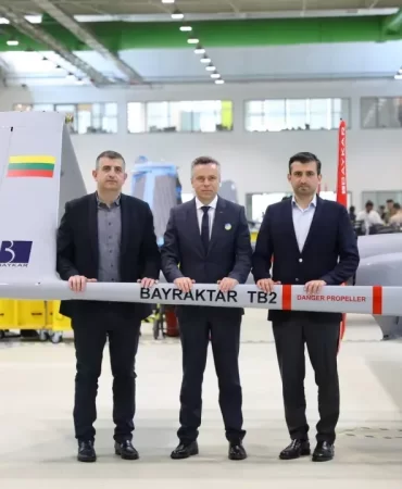 bayraktar-tb2-alimi-icin-bagis-toplayan-litvanyaya-baykardan-anlamli-jest-1654173839-902