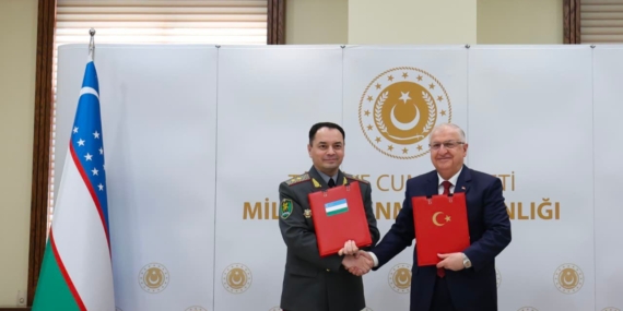 Türkiye ve Özbekistan askeri iş birliği anlaşması imzaladı