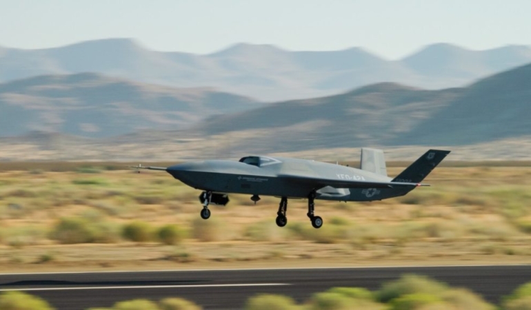 ABD’de “Dark Merlin” şoku: Yeni nesil savaş uçağı prototipi düştü