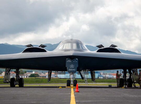 ABD'den B-2 hayalet uçakları için kritik elektronik adım