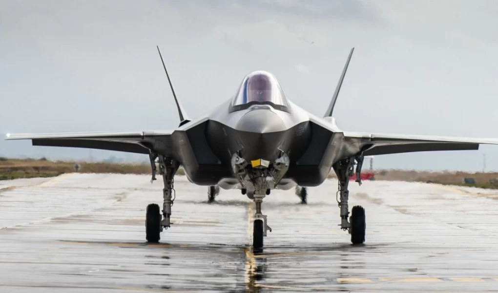 ABD'li senatörden Türkiye'ye F-35 tehdidi: Asla alamayacak