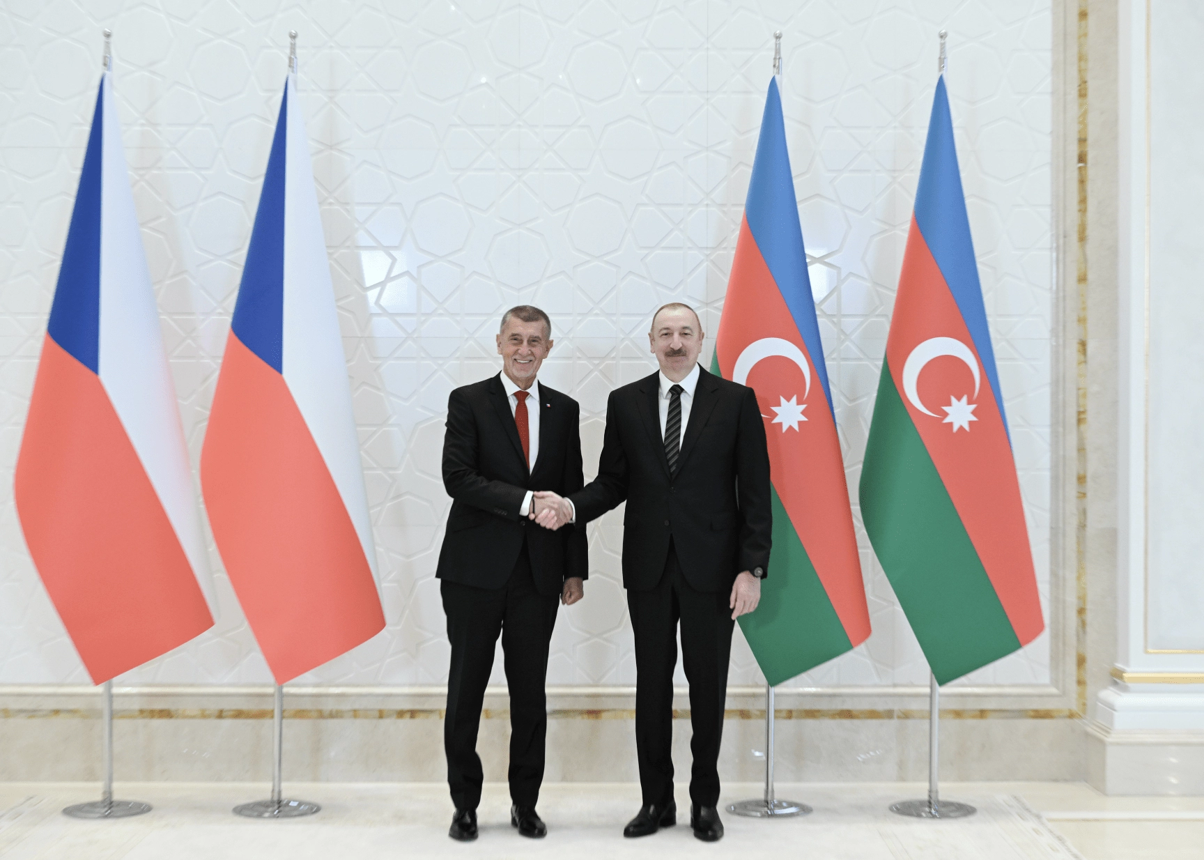 Azerbaycan ve Çekya'dan dev savunma ortaklığı hamlesi