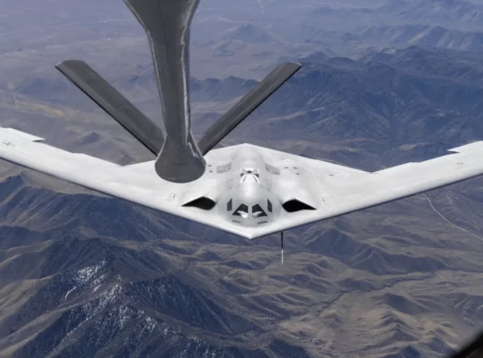 B-21 Raider ilk kez gökyüzünde görüntülendi