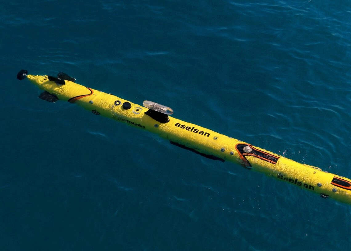 DERİNGÖZ derinliklerdeki mayınları bir bir tespit etti