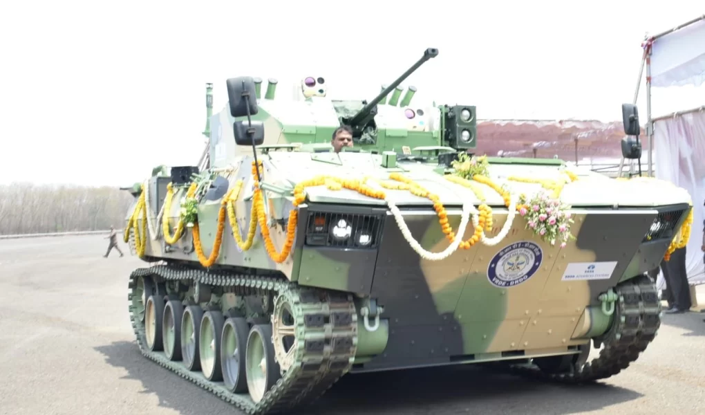Hindistan'dan BMP-2 yerine yerli zırhlı platform hamlesi