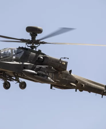 İngiltere'den Boeing ile 1,2 milyar dolarlık dev helikopter anlaşması