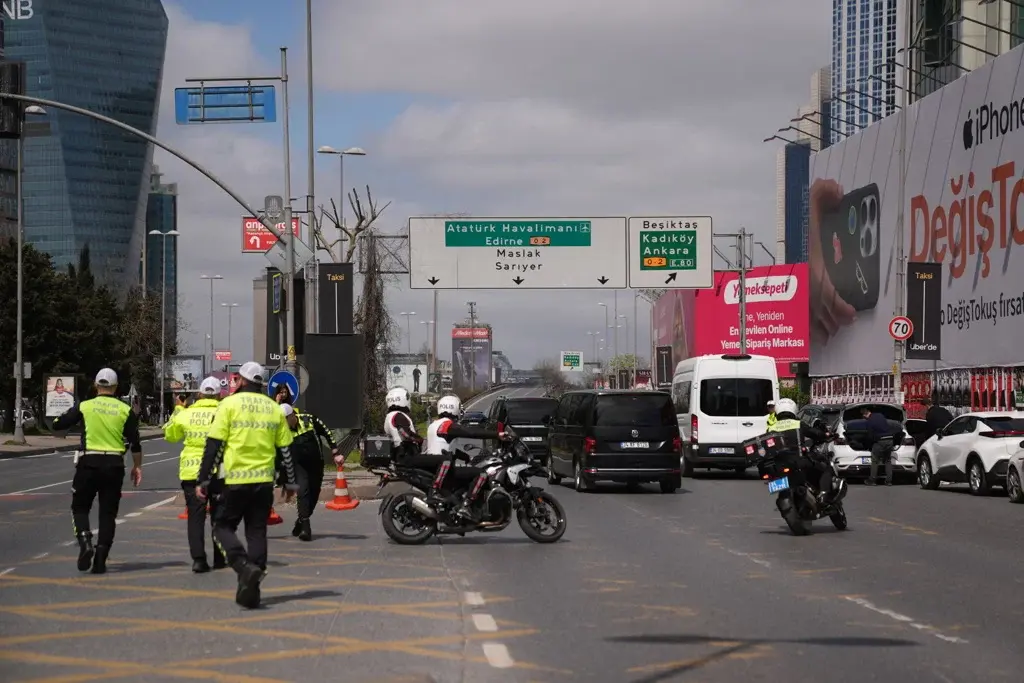 İstanbul'da sıcak çatışma: 3 terörist etkisiz hale getirildi