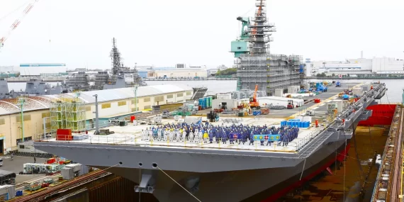 Japonya ikinci helikopter gemisini uçak gemisine dönüştürdü