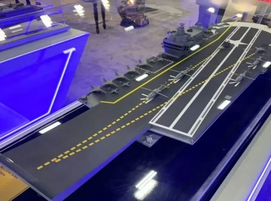 Milli uçak gemisi 2027'de denize indiriliyor