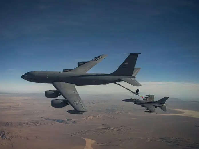 Arjantin F-16'lar için ABD'den tanker uçak istiyor