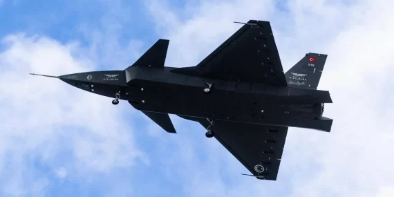 Bayraktar KIZILELMA için ilk ihracat imzası atıldı