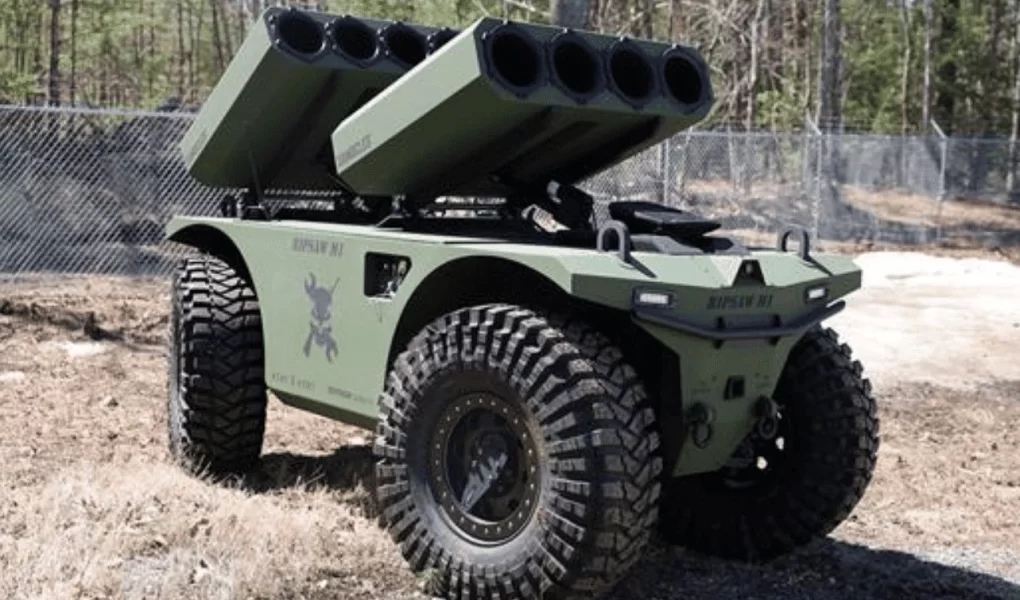 İnsansız kara araçlarında yeni dönem: Kamikaze İHA fırlatabilen Ripsaw M1 tanıtıldı