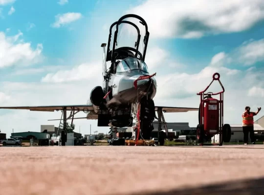 ABD'den pilot eğitim üsleri için 4 milyar dolarlık imza