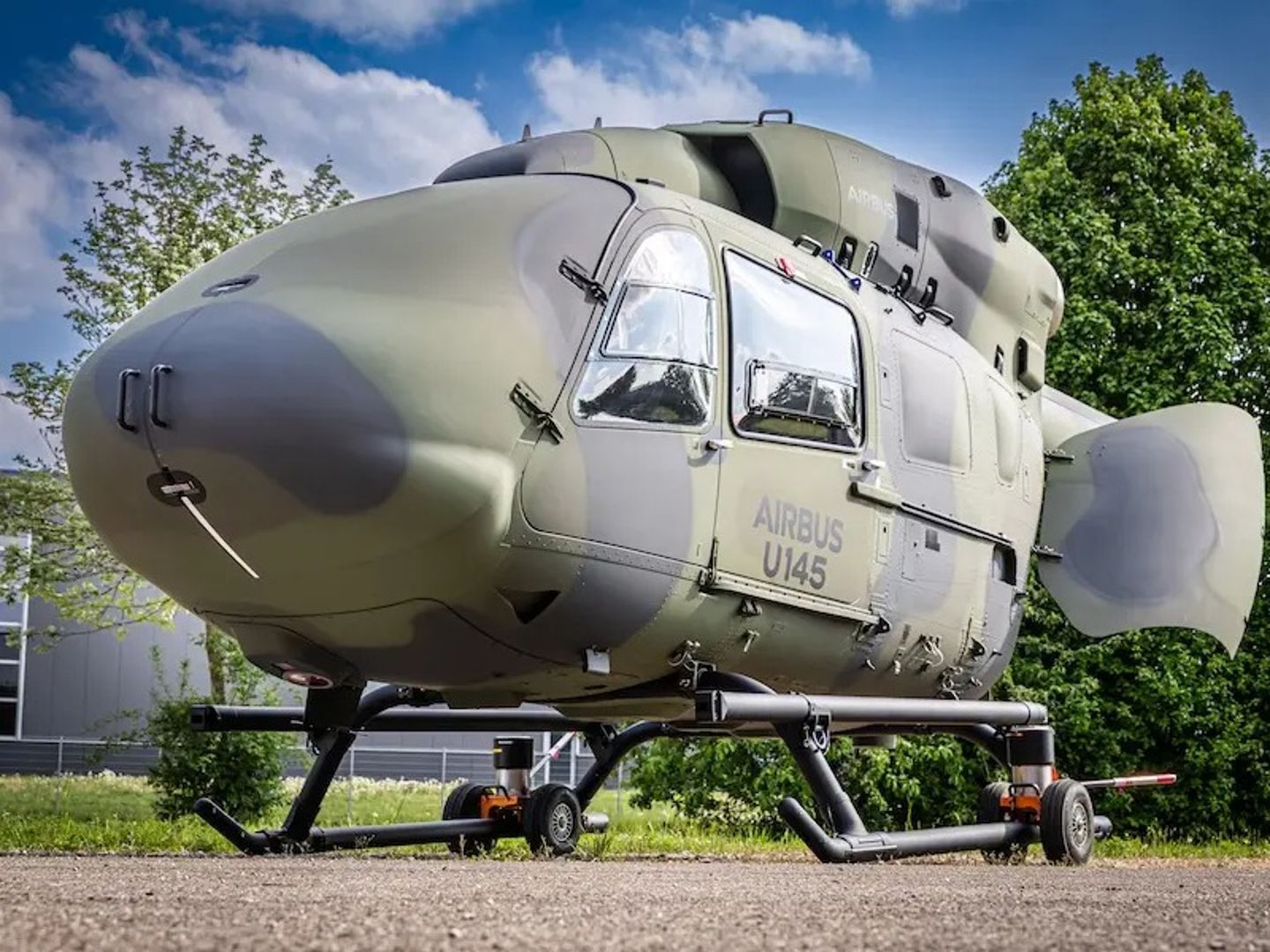 Airbus yeni nesil insansız helikopteri U145'i tanıttı
