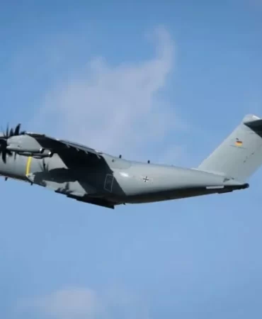 Almanya'dan dev A400M hamlesi: Filo 73 uçağa çıkabilir