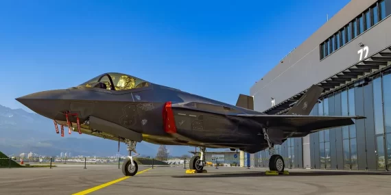 Danimarka’nın F-35 faturası 2,2 milyar dolar kabardı