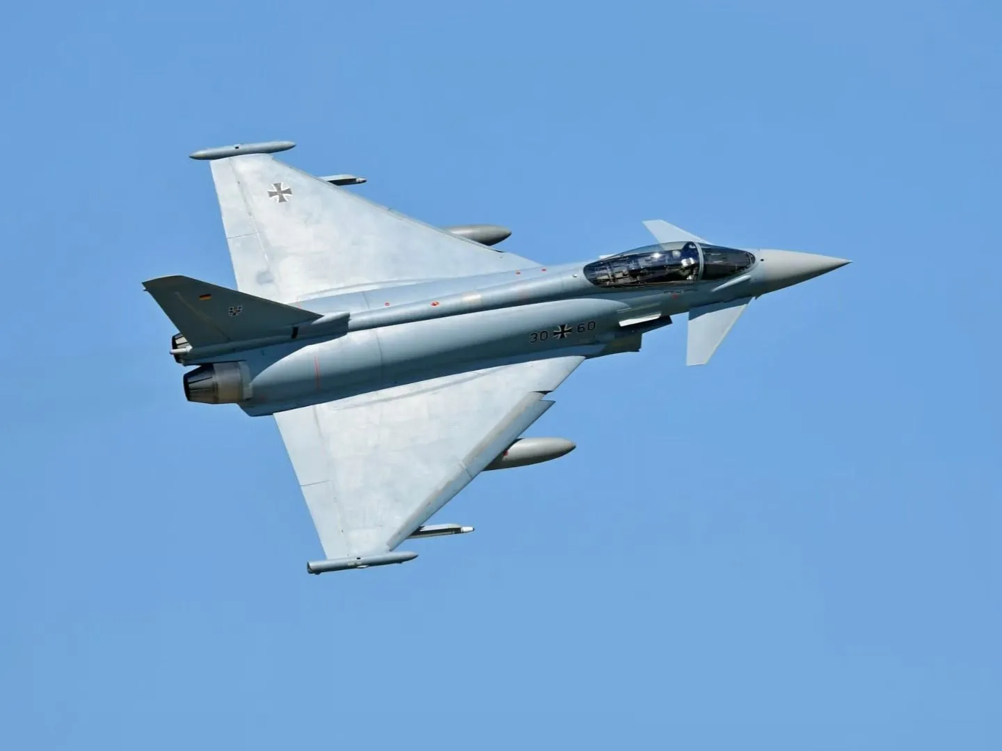 Eurofighter için yeni AESA radarı gökyüzüyle buluştu
