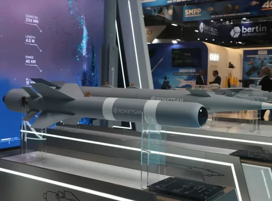 Fransa'da Türk rüzgarı: Eurosatory 2026 kapılarını açtı