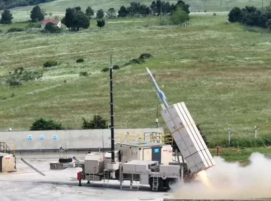 Gök Vatan'da tarihi test: SİPER 2 hedefi tam isabetle vurdu