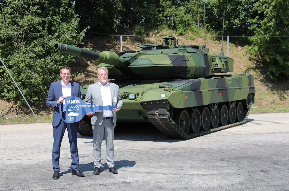İsveç'in Leopard gücü yenilendi: Stridsvagn 123A teslim