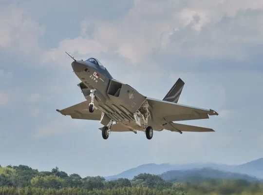 KF-21 devrimi: Güney Kore efsane jetleri erken emekli ediyor