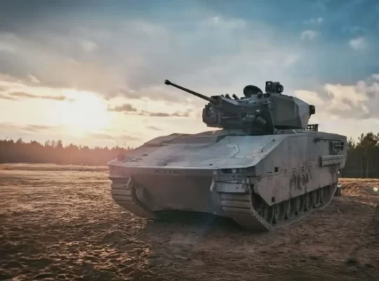 Letonya'dan zırhlı güç hamlesi: İlk HUNTER teslim edildi