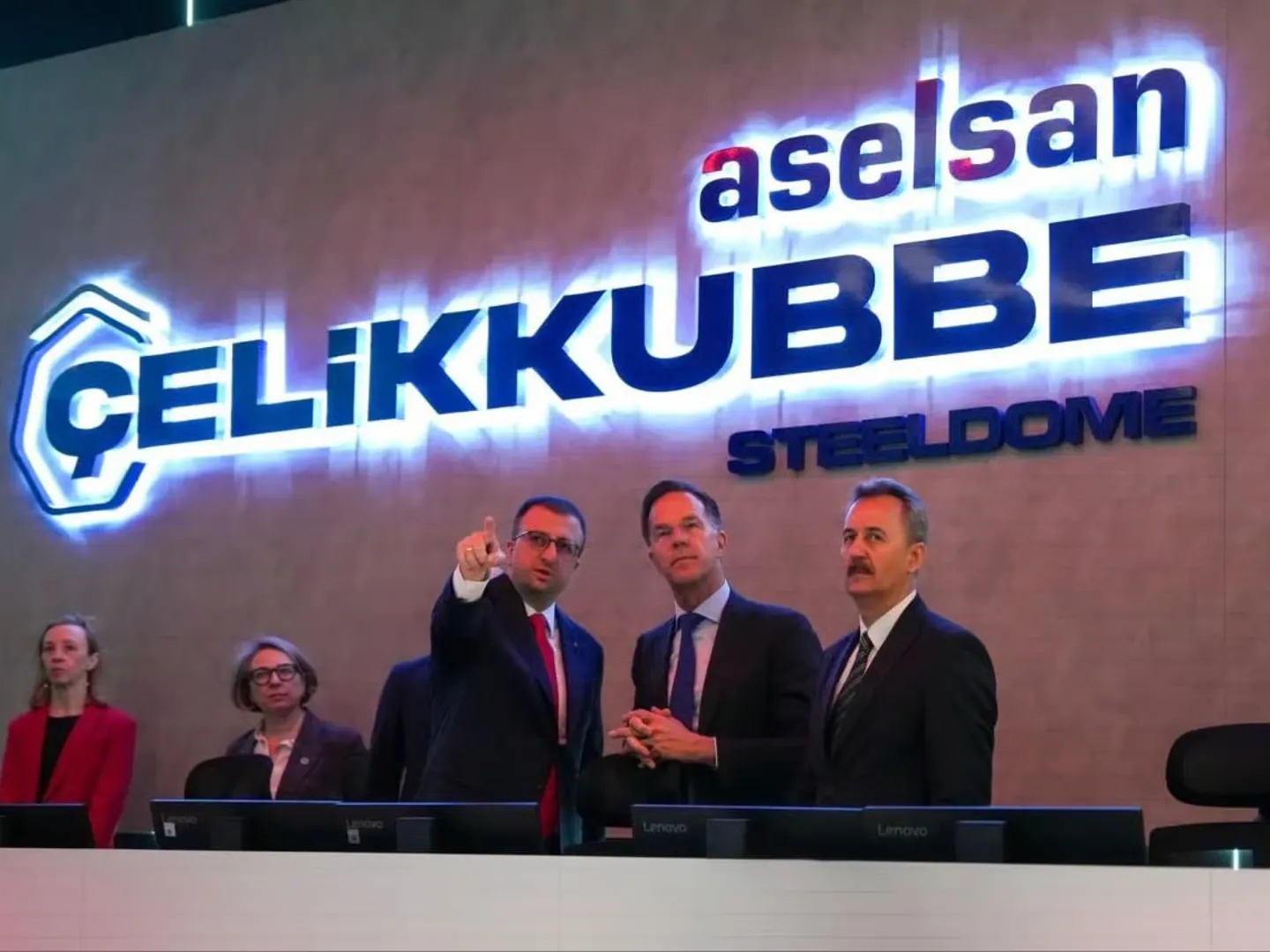 Rutte'den Türk savunma sanayiine övgü: Büyük fırsat kapıda