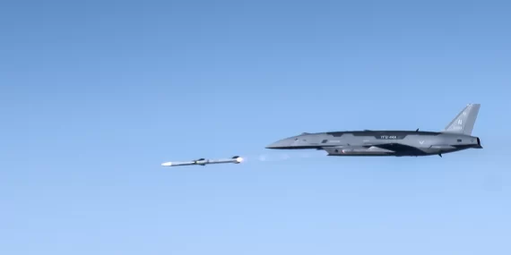 ABD Hava Kuvvetleri'nden tarihi test: İHA'dan ilk canlı füze atışı