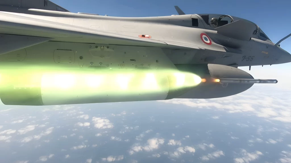 Fransa, Rafale jetlerinde maliyeti düşüren İHA avcısını başlattı