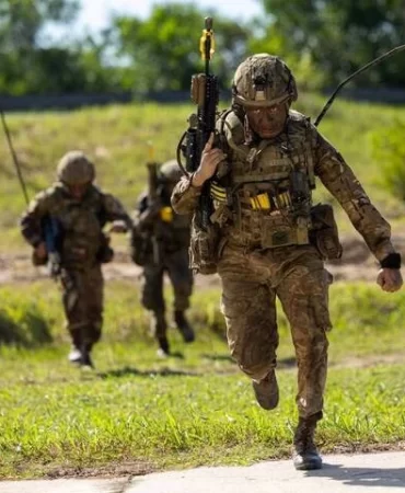 İngiliz ordusunda yapay zeka dönemi: 60 bin asker eğitilecek