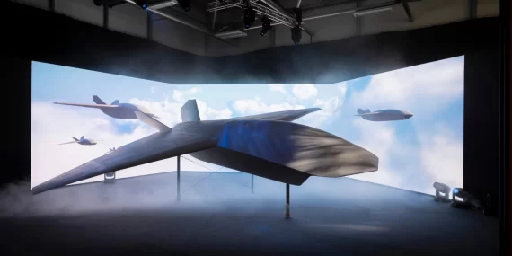 İngiltere'den bir ilk: BAE Systems yerli otonom savaş uçağı "Brontanax"ı tanıttı
