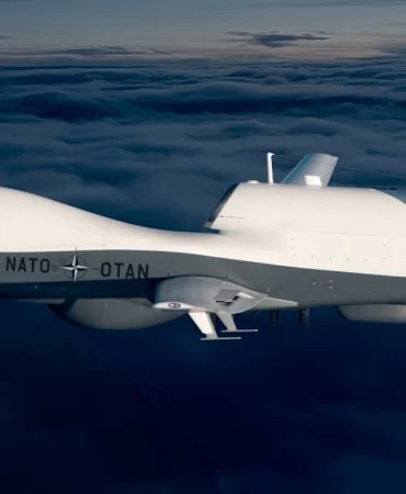 NATO'dan denizlerde gözlem hamlesi: MQ-4C Triton geliyor