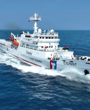 Tayvan Sahil Güvenliği'ne 1000 tonluk "Penghu" devriye gemisi teslim edildi