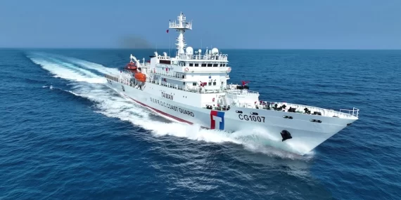 Tayvan Sahil Güvenliği'ne 1000 tonluk "Penghu" devriye gemisi teslim edildi