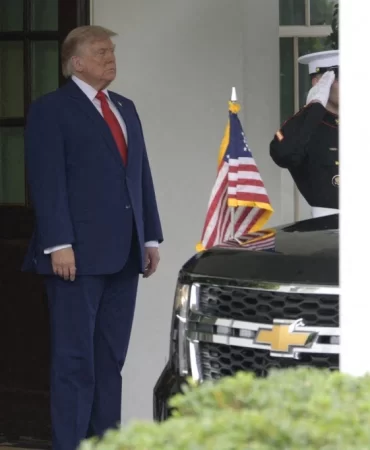 Trump'tan sürpriz hamle: Nükleer anlaşmayı İsrail ile ilişkiye bağladı