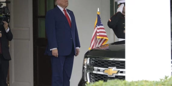 Trump'tan sürpriz hamle: Nükleer anlaşmayı İsrail ile ilişkiye bağladı