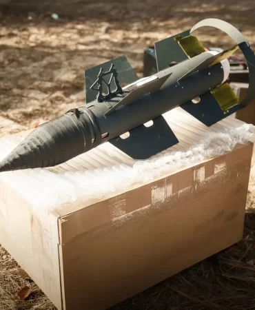 Ukrayna ana bombardıman dronlarında Firefly'ı test etti