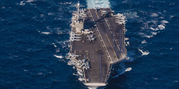 Yarım asırdır denizleri tutan nükleer dev: Nimitz sınıfı