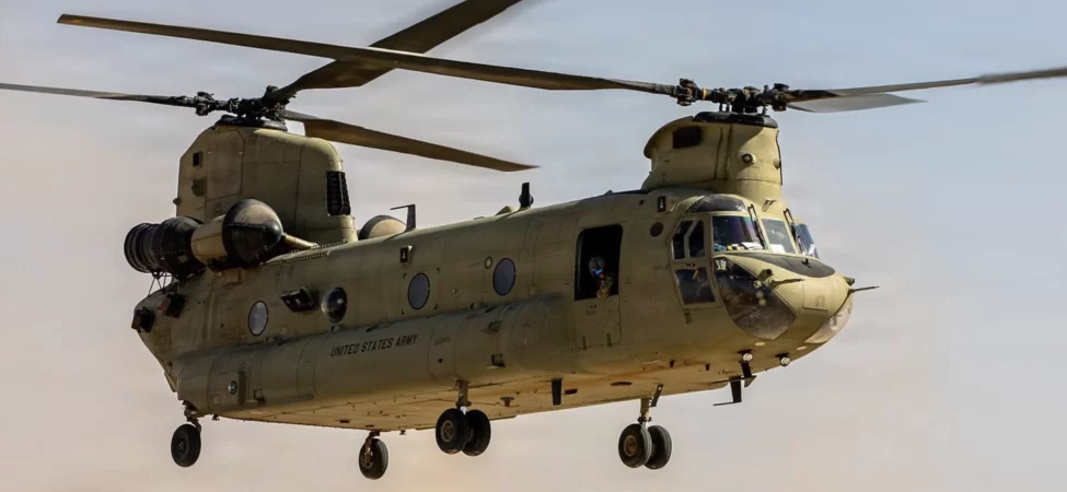 ABD Ordusu'ndan Chinook helikopterlerine 472 milyon dolarlık aviyonik güncellemesi