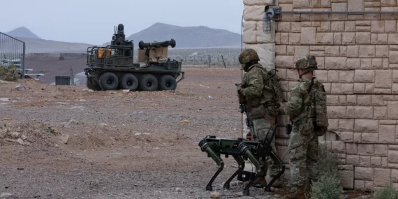 ABD ordusundan tehlikeli hatlara robotik lojistik hamlesi