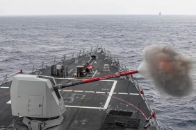 BAE Systems ve Diehl, Mk 45 deniz topunun menzilini artırıyor