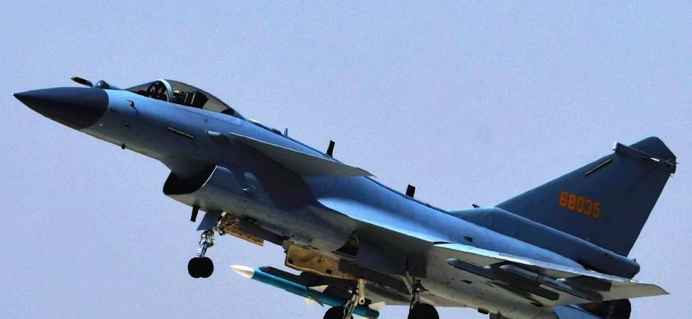 Bangladeş'ten 2,3 milyar dolarlık imza: Çin'den J-10 alıyor