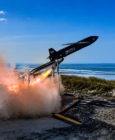 F1 mühendisliği savaş meydanında: TigerShark kamikaze İHA